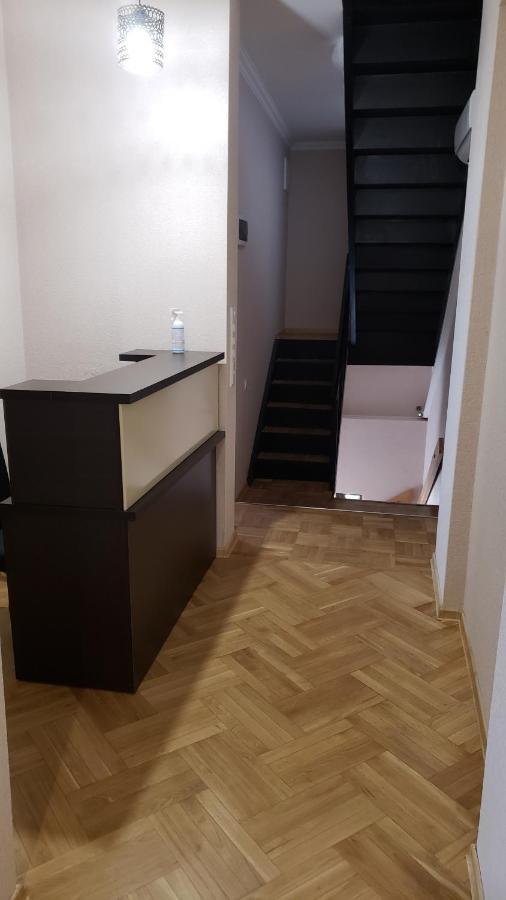 Family Guest House Tbilisi Ngoại thất bức ảnh